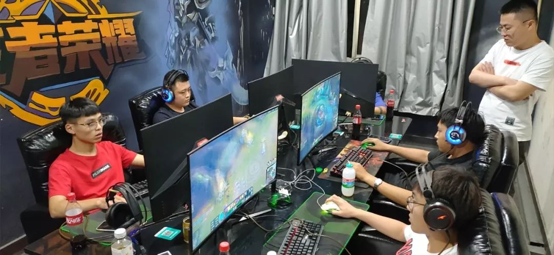 TA国际女 TA国际女